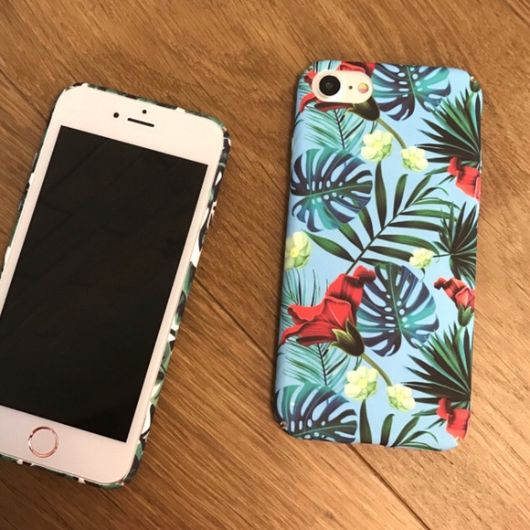 NEW iPhone 7/8/7+/8+ Tropic Floral Case - Picture 2 of 3